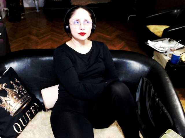 1imperatriza's BongaCams show and profile