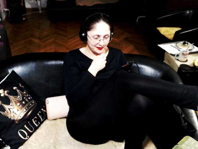 1imperatriza's BongaCams show and profile