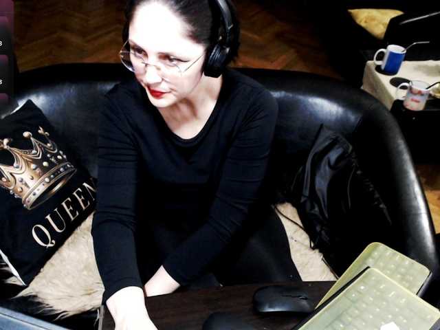 1imperatriza's BongaCams show and profile