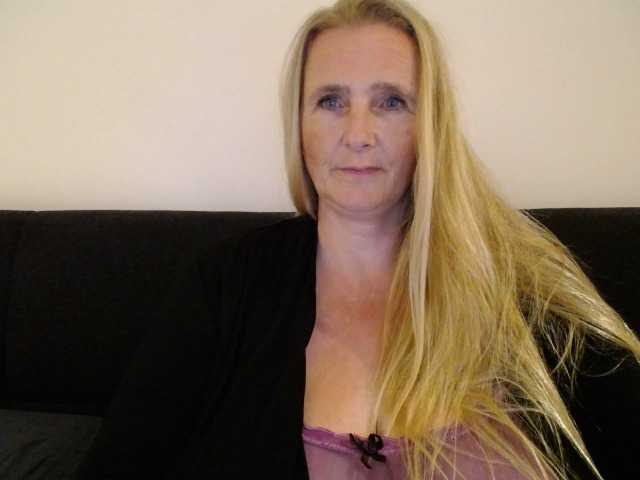 Watch XXNikkie Streaming Live
