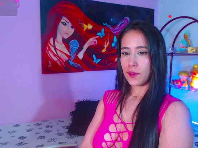 Модель: xcarlett1