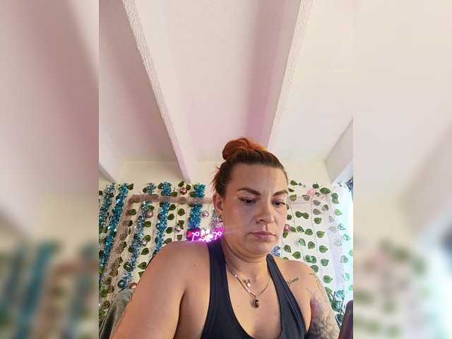 Duramapola's BongaCams show and profile