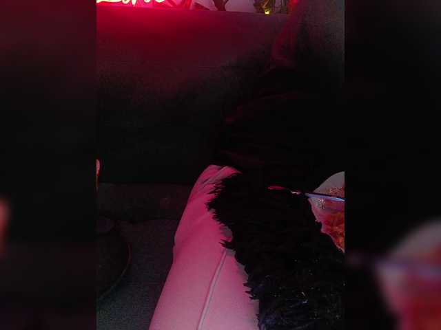 Cocochanell è una delle cam girl italiane più hot durante uno show su BongaCams. Tag associati: Latino/Hispanic,Redhead,Trimmed