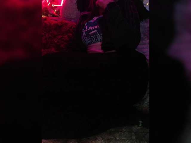 Duramapola's BongaCams show and profile