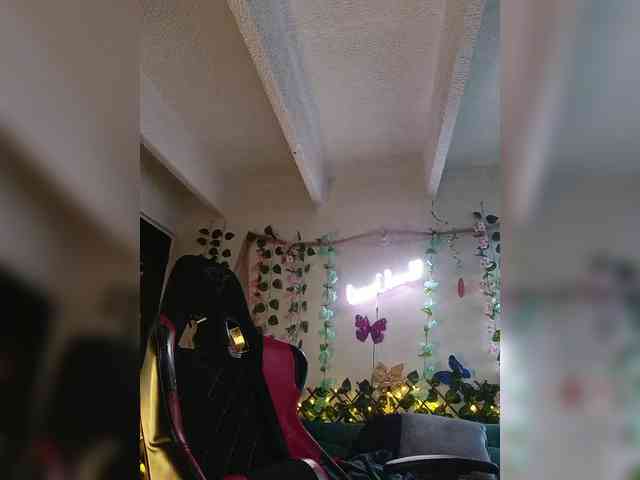 Cocochanell webcam