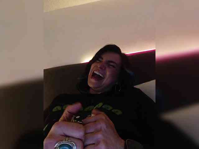 Cocochanell webcam