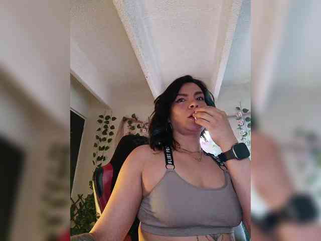 Cocochanell webcam