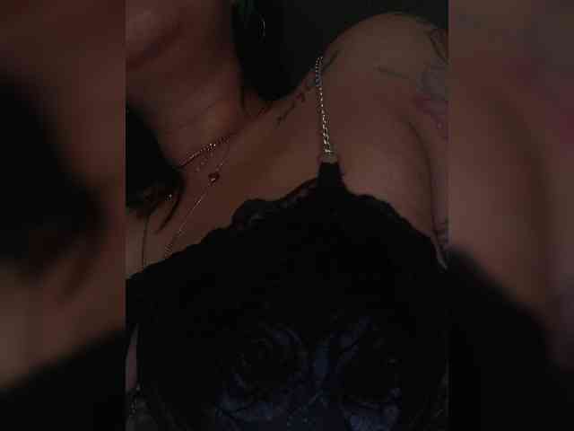 Cocochanell webcam