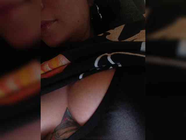 Cocochanell webcam
