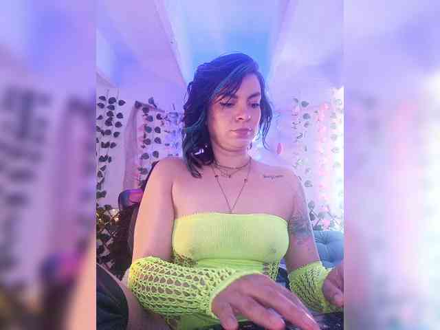 Cocochanell webcam