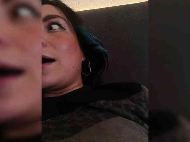 Cocochanell webcam