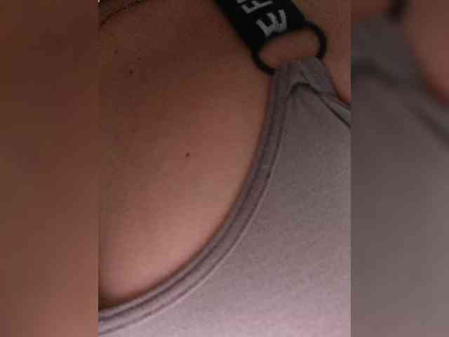 Cocochanell webcam