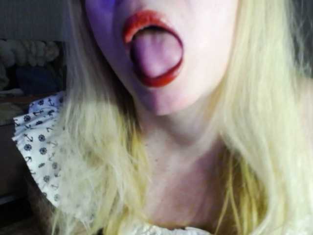 Allenamiss's BongaCams show and profile