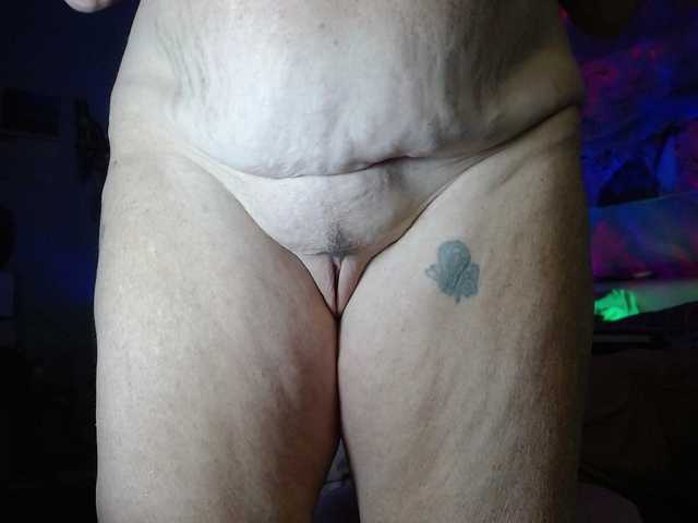 Sweetnissapri's BongaCams show and profile