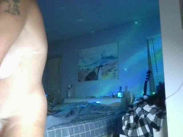 April_XO webcam