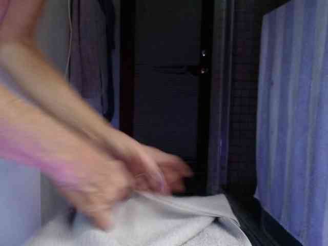 April_XO webcam