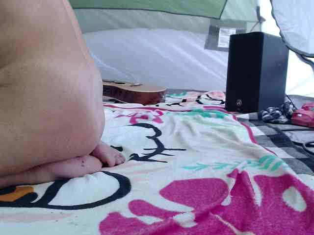April_XO webcam