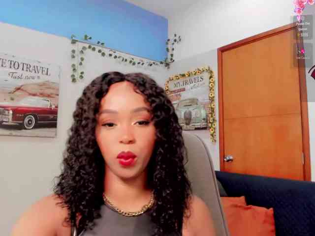 lindasnows webcam