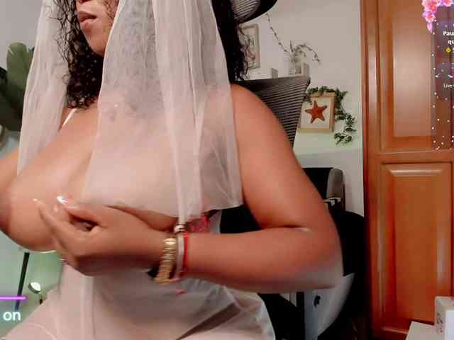 lindasnows webcam