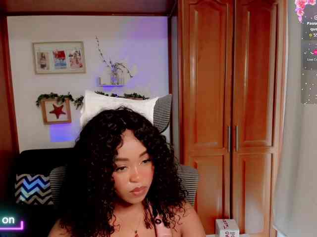 lindasnows webcam