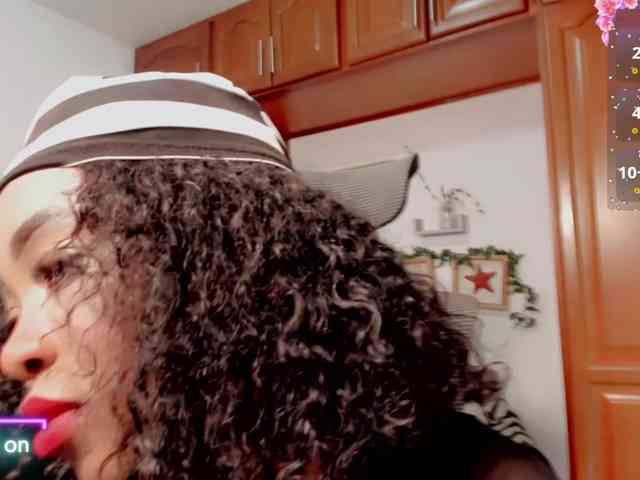 lindasnows webcam