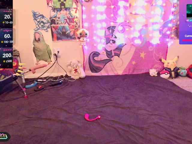 BabyZelda webcam
