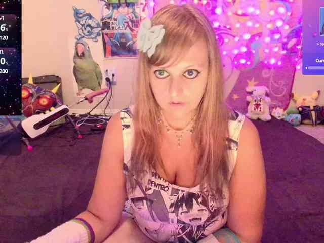 BabyZelda webcam