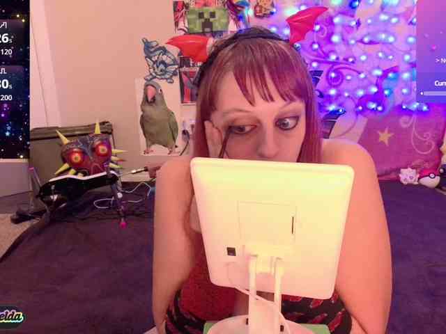 BabyZelda webcam