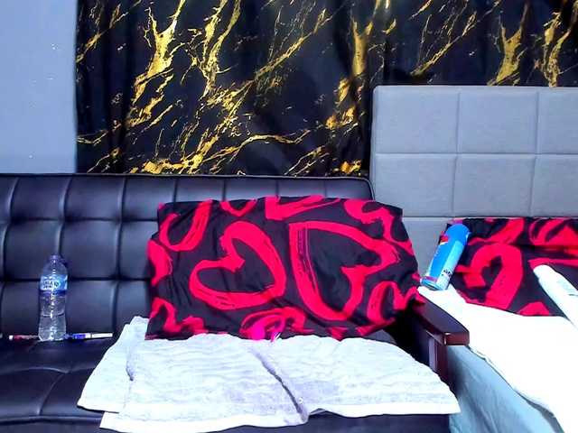 NoielyaShot live room