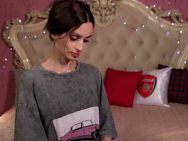 enchantressss Live Webcam on BongaCams