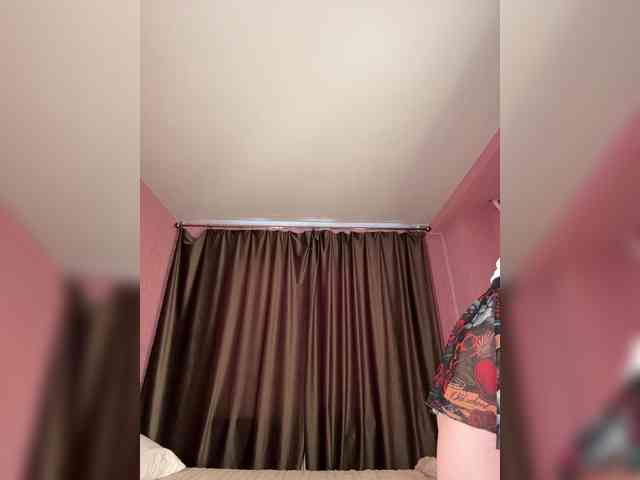 enchantressss Live Webcam on BongaCams