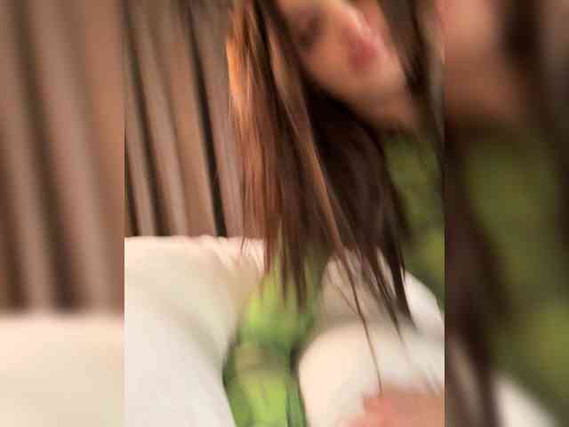 Enchantressss webcam