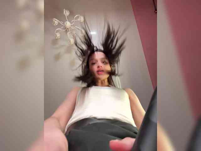 Enchantressss webcam