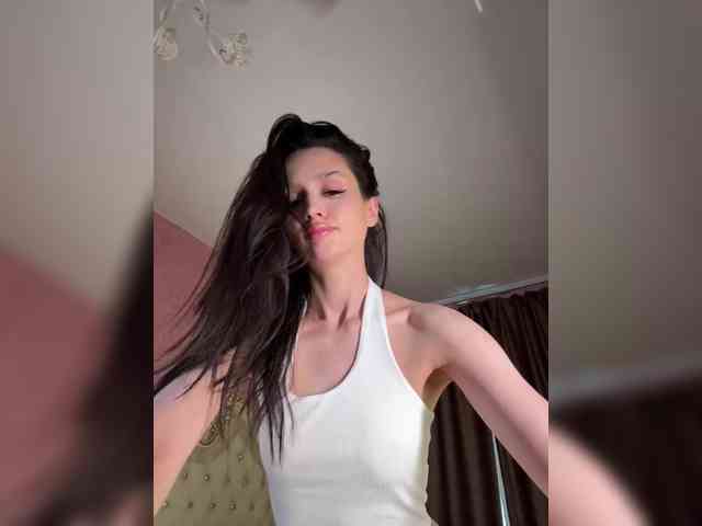 Enchantressss webcam