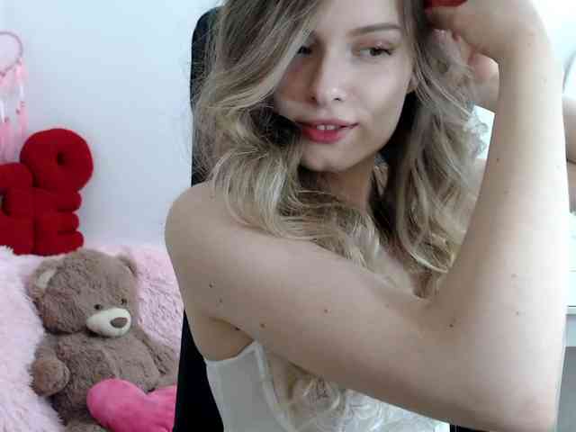 _sweettreat webcam