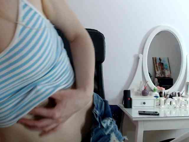 _sweettreat webcam
