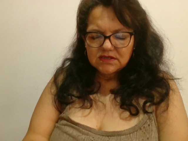 kassandra02's BongaCams show and profile