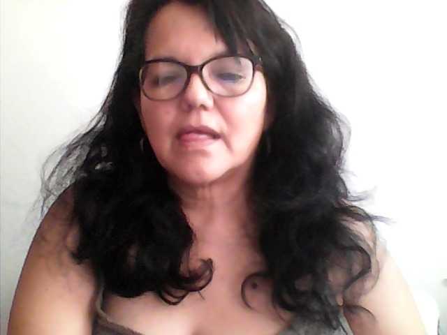 kassandra02 belle show