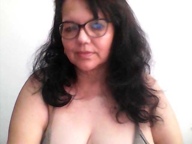 kassandra02's BongaCams show and profile