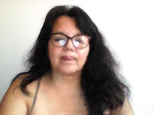 kassandra02's BongaCams show and profile