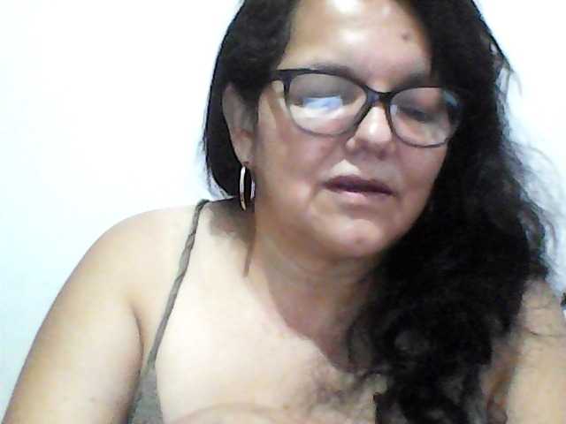 kassandra02's BongaCams show and profile