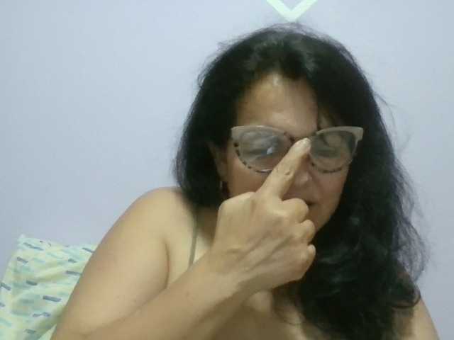 kassandra02's BongaCams show and profile