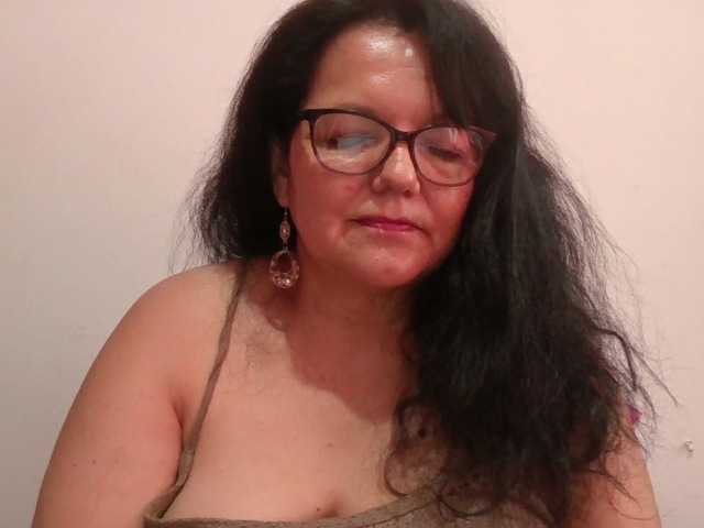 kassandra02's BongaCams show and profile