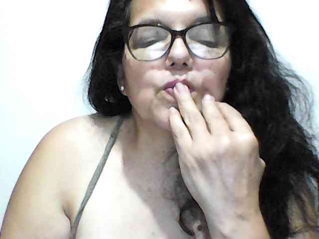 kassandra02 Live Webcam on BongaCams