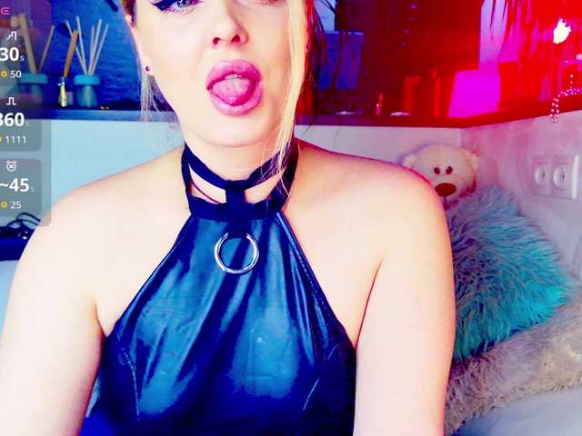 -JuliaSpace-'s BongaCams show and profile