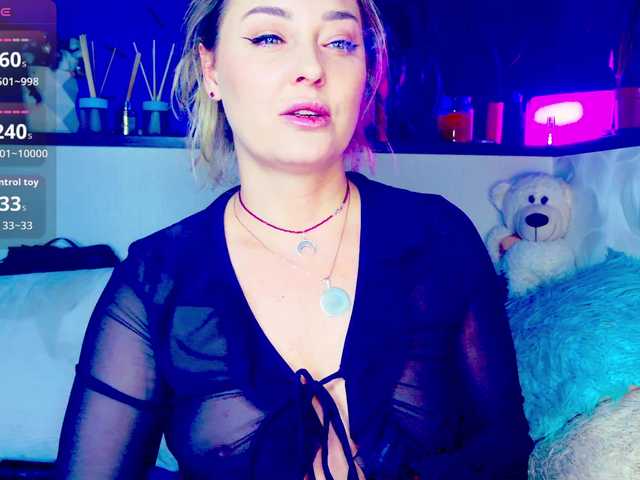 -juliaspace- cam belle