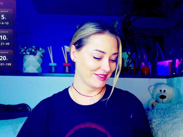 -juliaspace- live sex