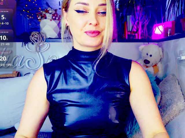 -juliaspace- cam belle