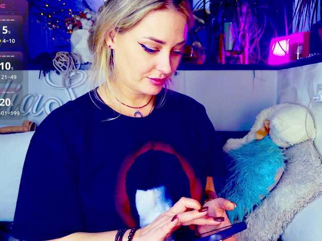 -juliaspace- live sex