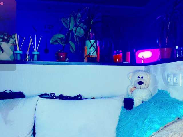 -juliaspace- cam belle